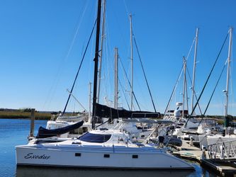 42' Manta 2000 Yacht For Sale